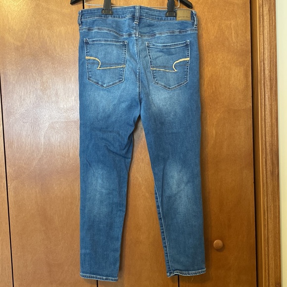 American Eagle Next Level Stretch 16S - Picture 2 of 4